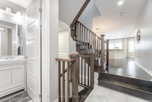 Additional property image - 624 Laking Terr