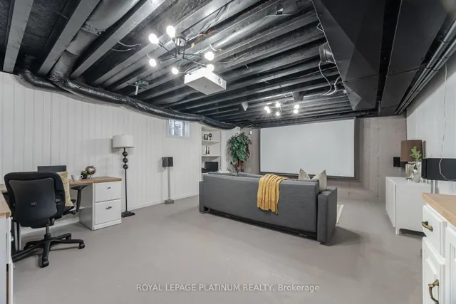 Additional property image - 624 Laking Terr