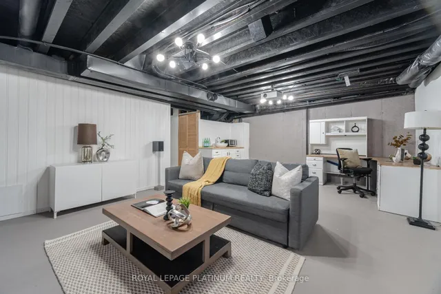 Additional property image - 624 Laking Terr