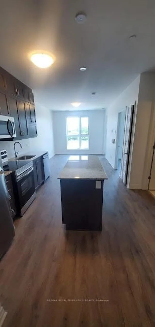 Additional property image - 95 Dundas St Unit 111