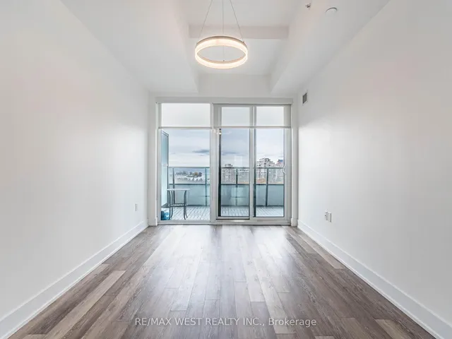 Additional property image - 30 Shore Breeze Dr Unit 923