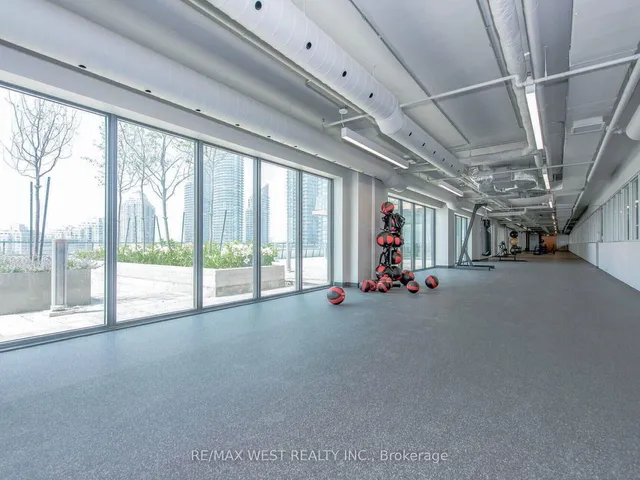 Additional property image - 30 Shore Breeze Dr Unit 923