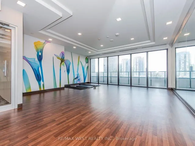 Additional property image - 30 Shore Breeze Dr Unit 923