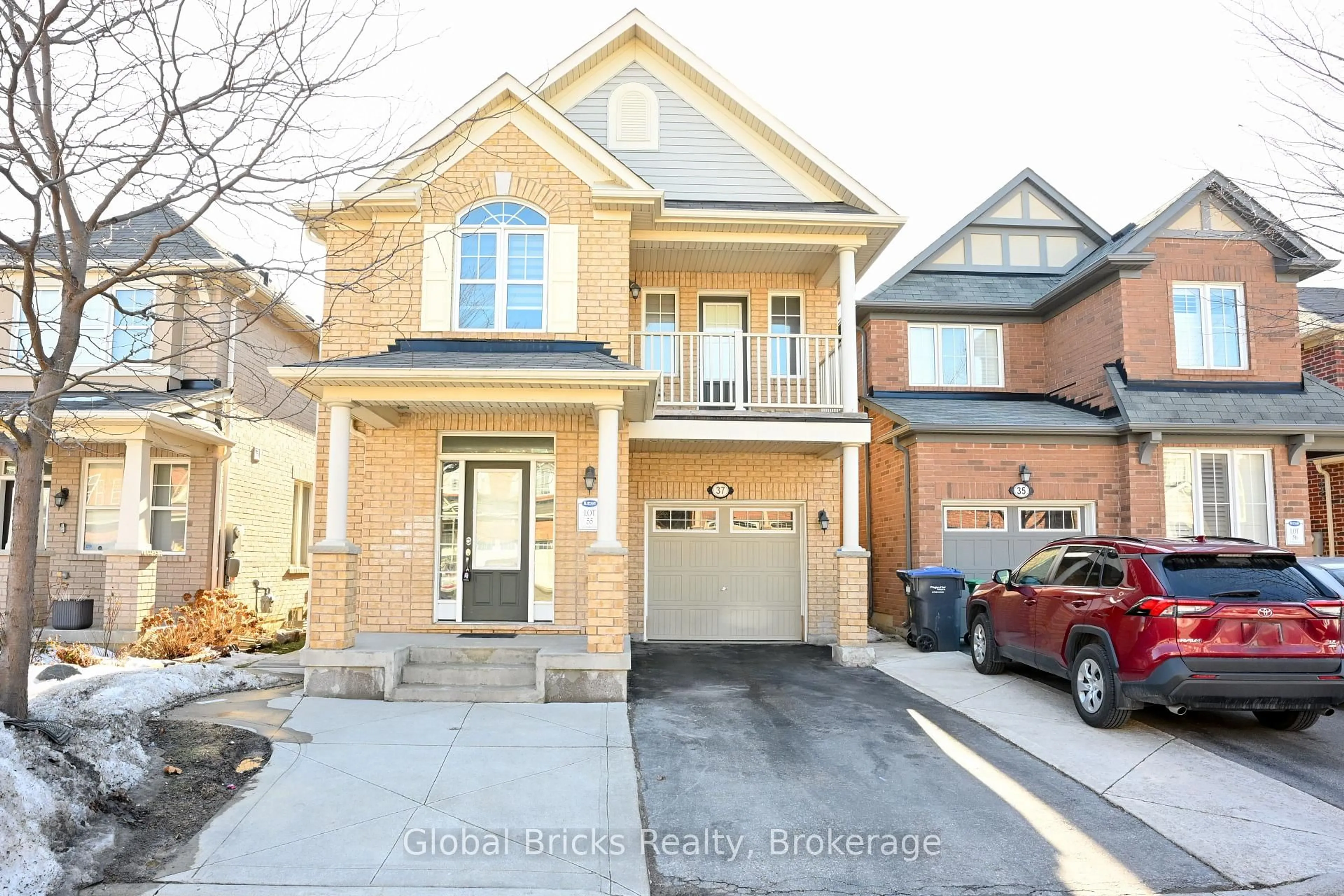 Home with brick exterior material, street for 37 Seafair Cres, Brampton Ontario L6Y 5W3