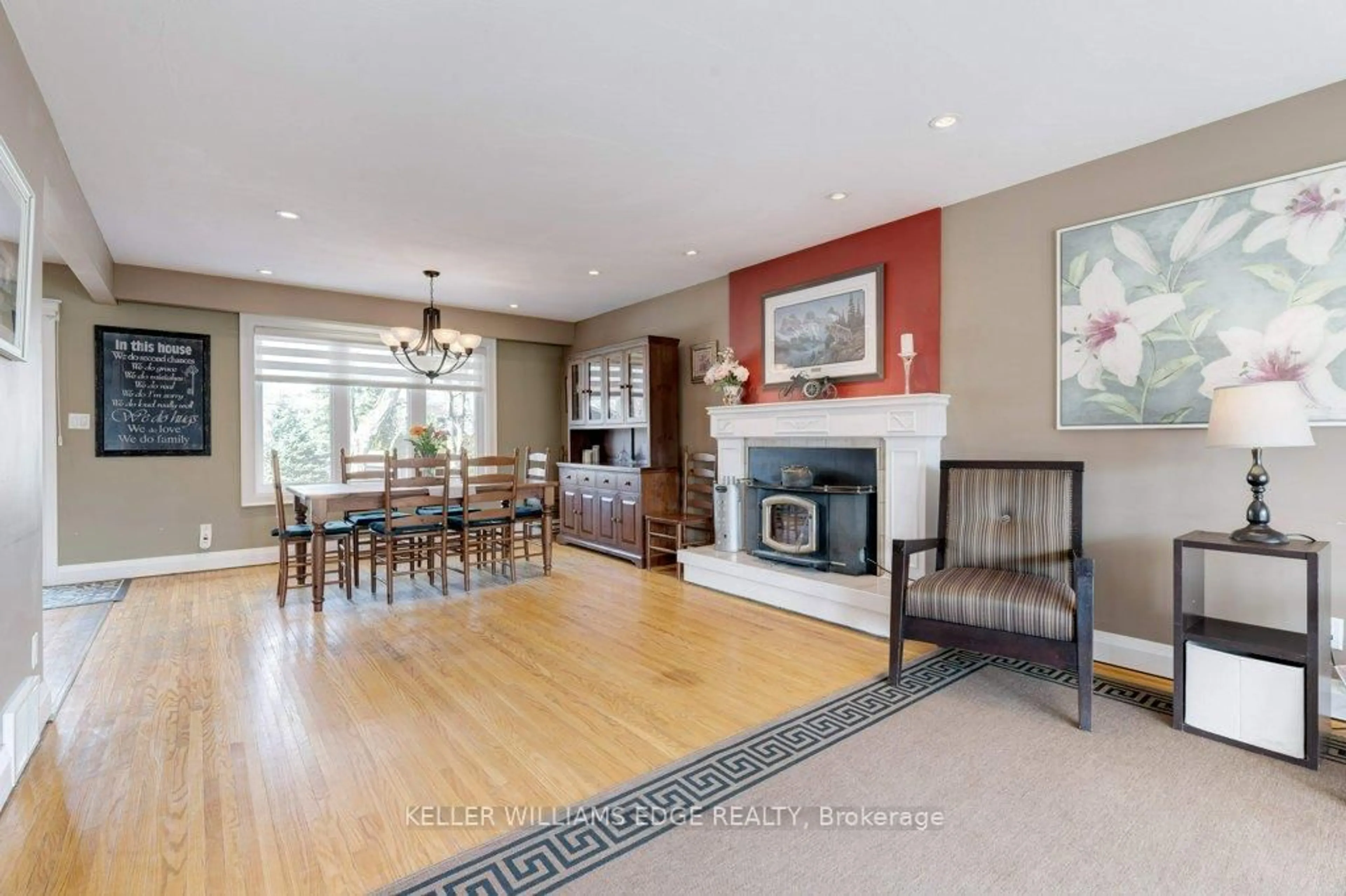 Dining room, unknown for 4451 Cosburn Cres, Burlington Ontario L7L 1S4