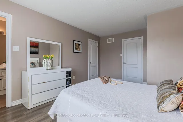 Additional property image - 120 Sea Drifter Cres