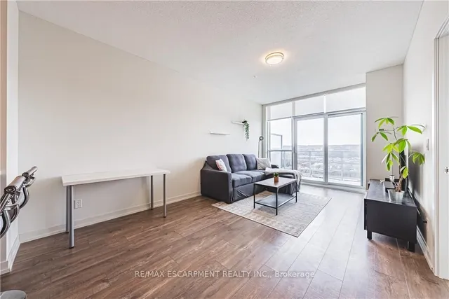 Additional property image - 2093 Fairview St Unit 2001