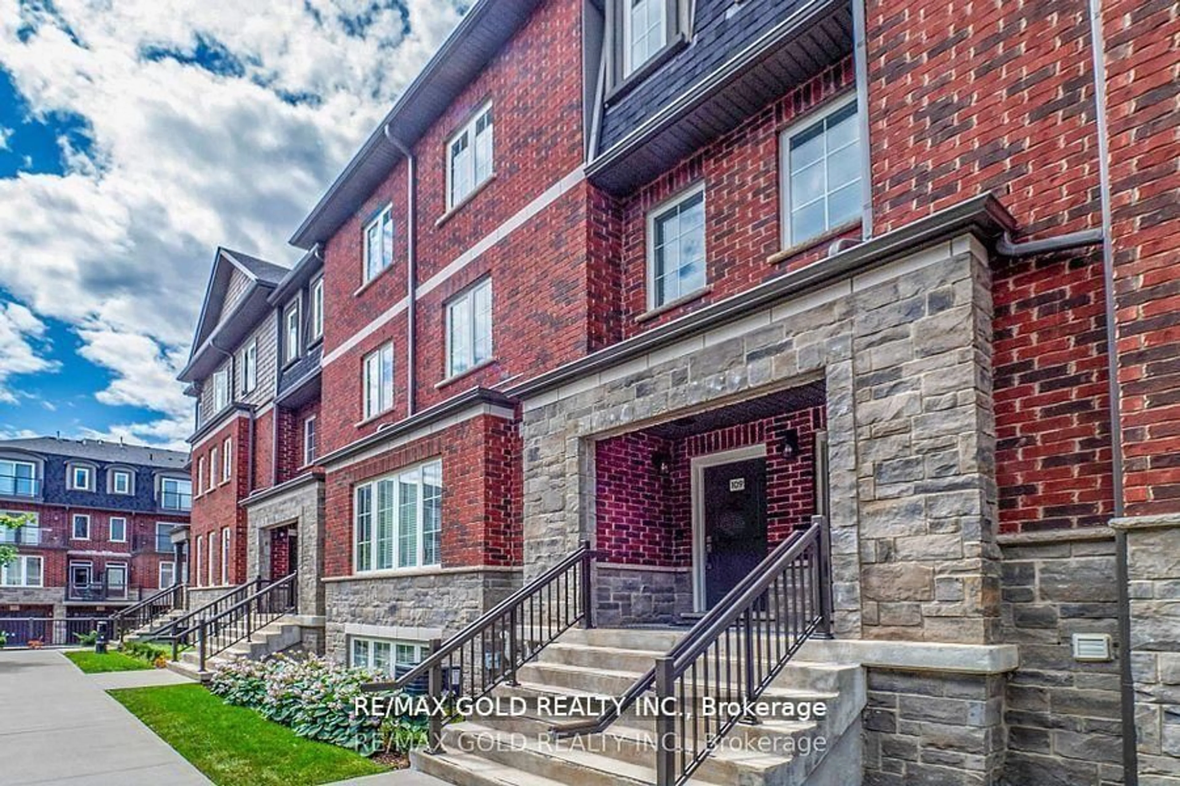 Home with brick exterior material, unknown for 445 Ontario St #109, Milton Ontario L9T 9K3