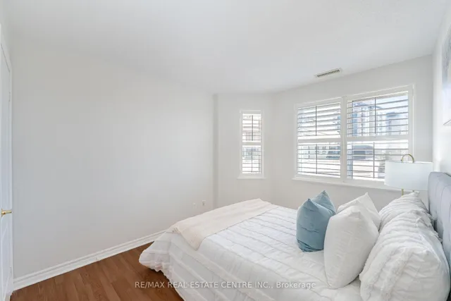 Additional property image - 3 Dayspring Circ Unit 204