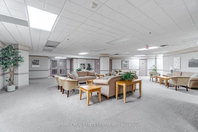 Additional property image - 3 Dayspring Circ Unit 204