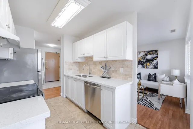 Additional property image - 3 Dayspring Circ Unit 204