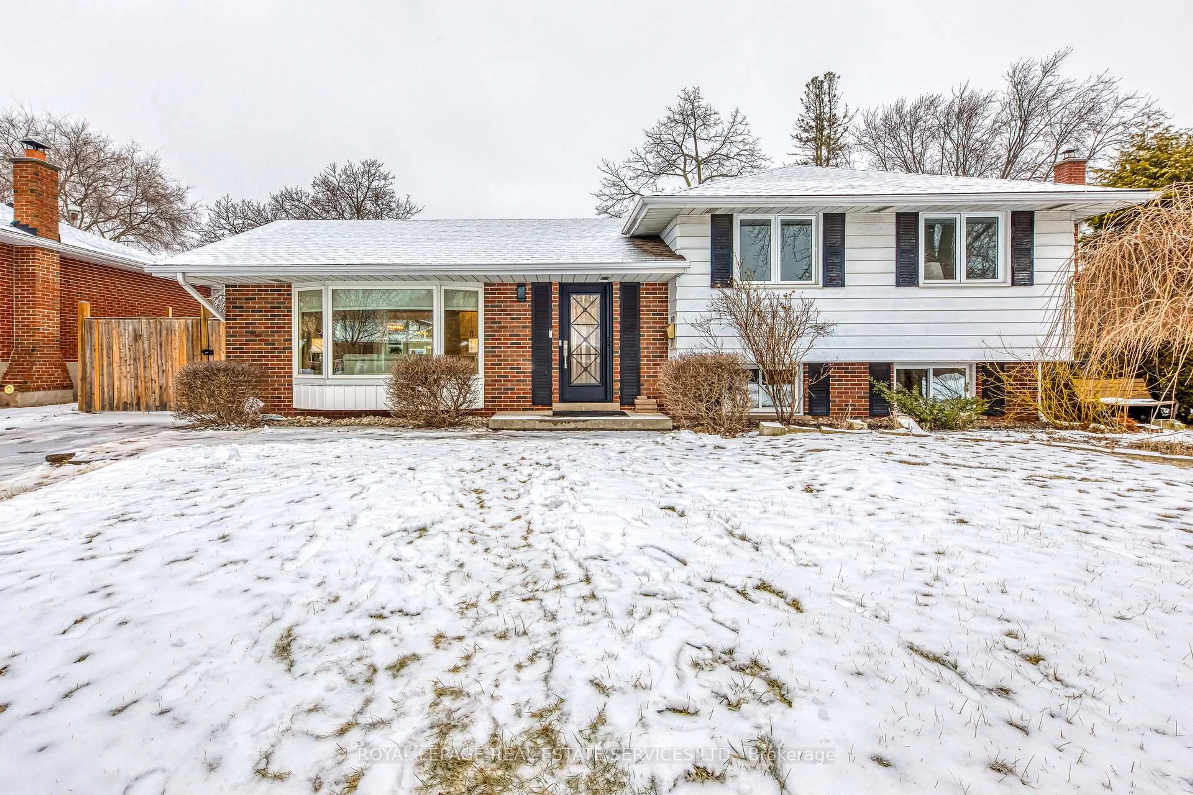 Home with brick exterior material, street for 5181 ALTON Rd, Burlington Ontario L7L 3H4