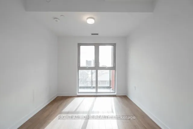 Additional image 8 of 2433 Dufferin St Unit 606