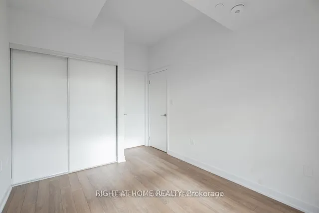 Additional image 7 of 2433 Dufferin St Unit 606
