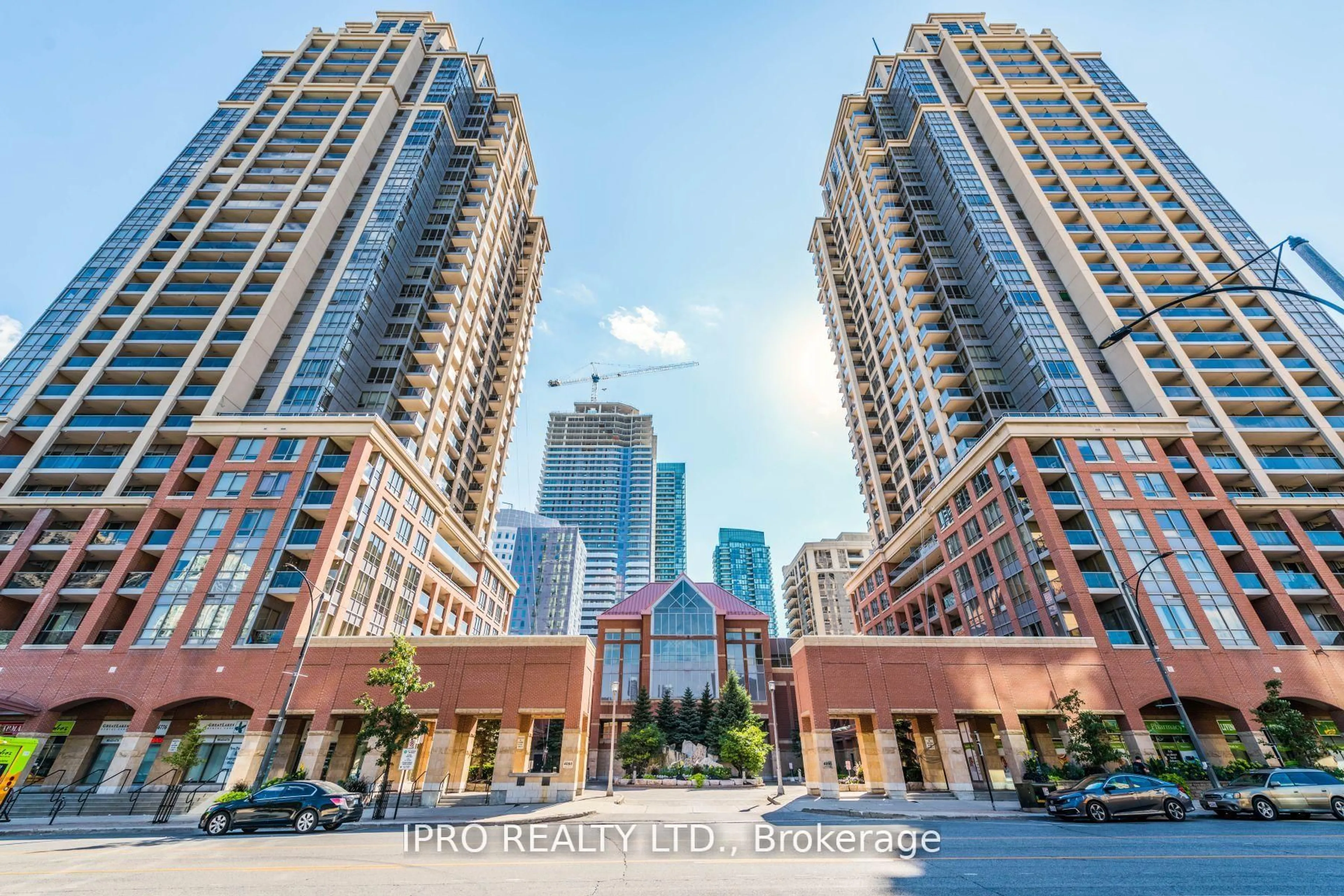 Patio, city buildings view from balcony for 4090 Living Arts Dr #1006, Mississauga Ontario L5B 4M8