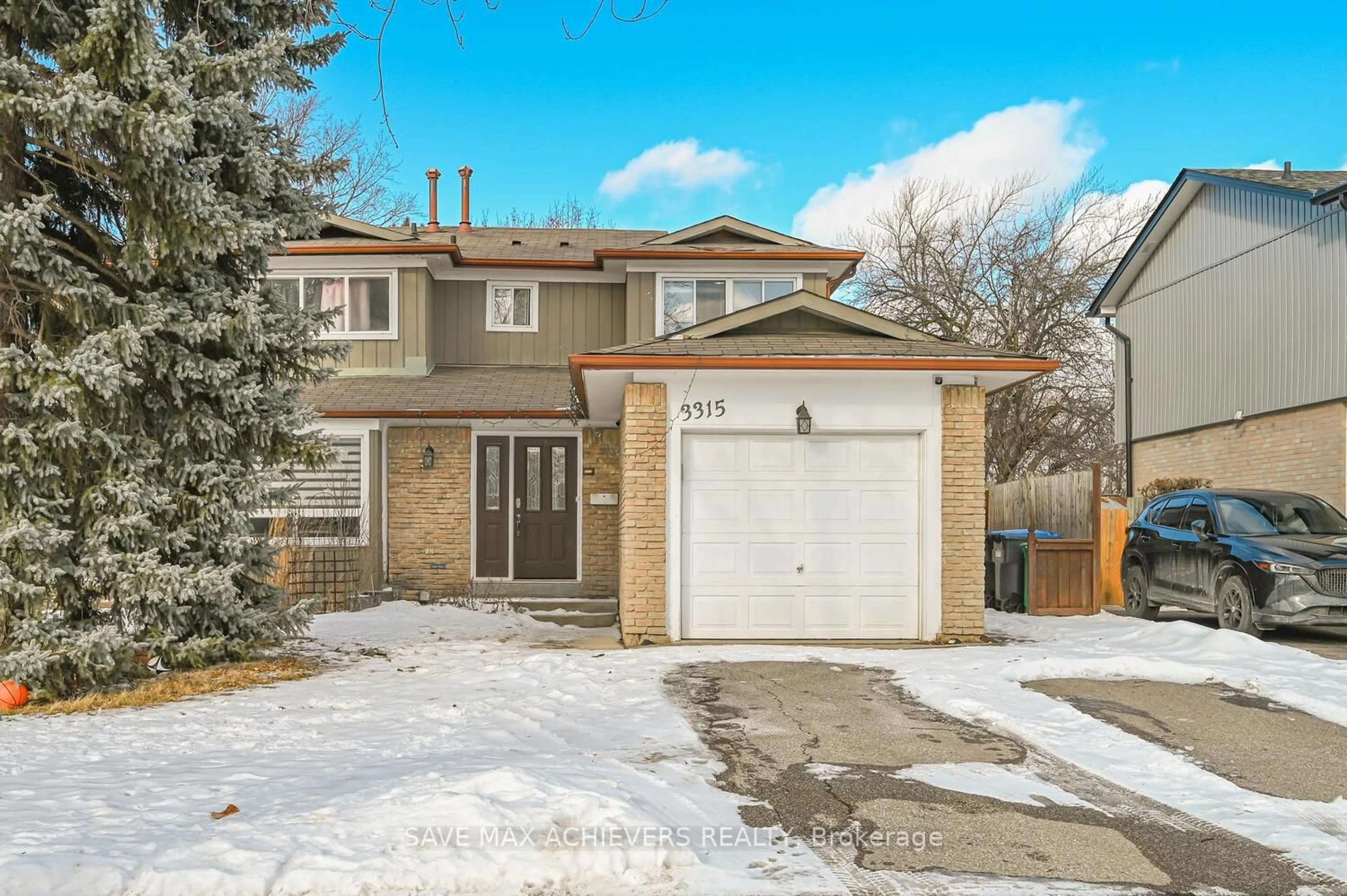 Home with brick exterior material, street for 3315 Martins Pine Cres, Mississauga Ontario L5L 1G3