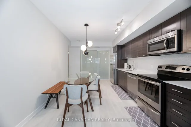 Additional property image - 2220 Lake Shore Blvd Unit 315