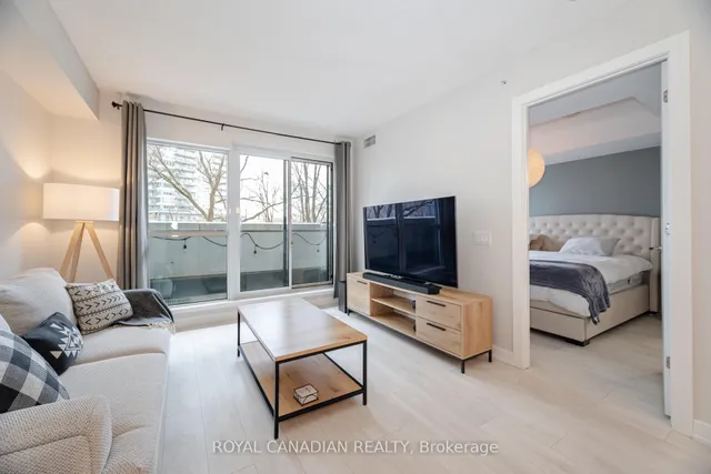 Additional property image - 2220 Lake Shore Blvd Unit 315
