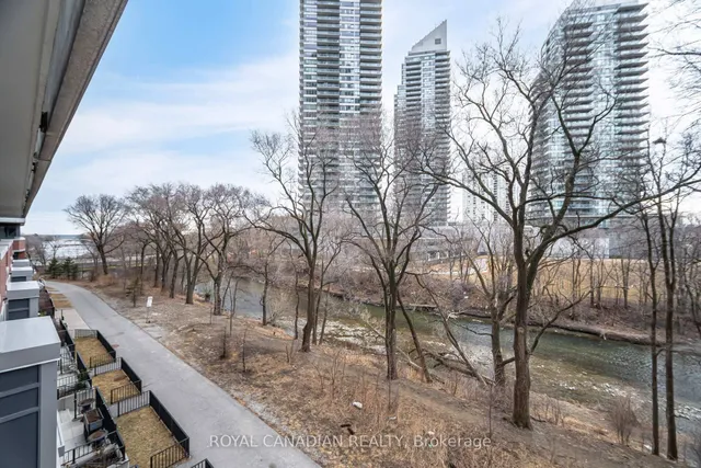 Additional property image - 2220 Lake Shore Blvd Unit 315