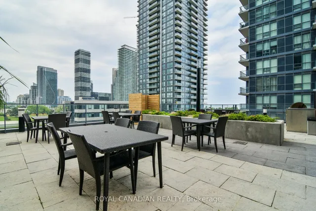 Additional property image - 2220 Lake Shore Blvd Unit 315