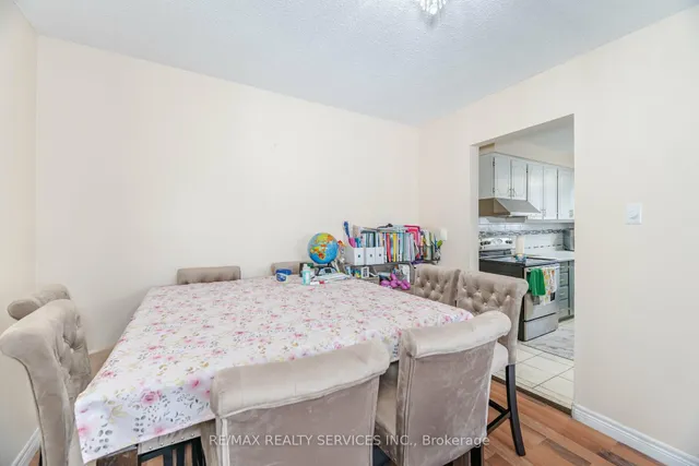 Additional property image - 3779 Keenan Cres