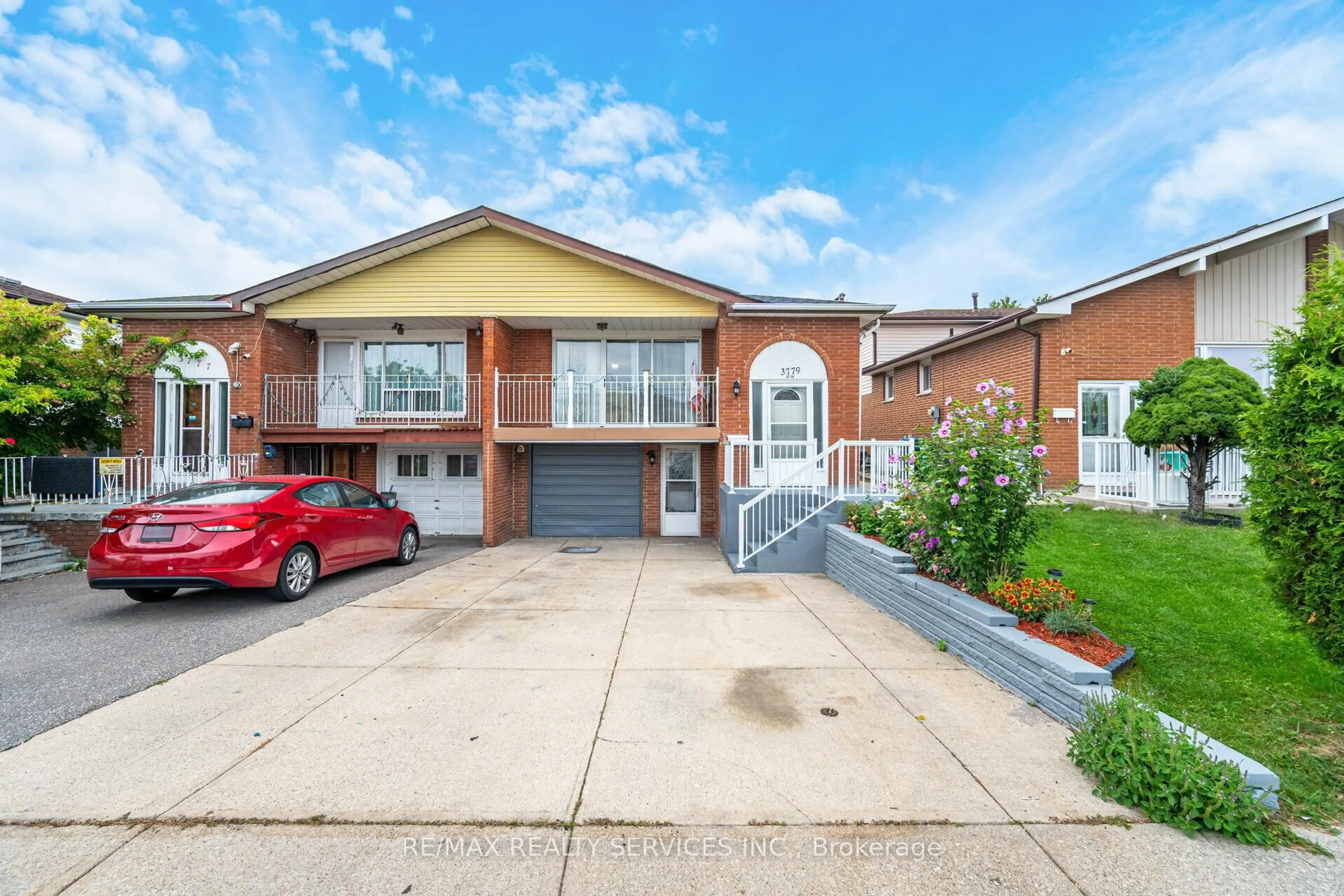 Home with brick exterior material, street for 3779 Keenan Cres, Mississauga Ontario L4T 3M1