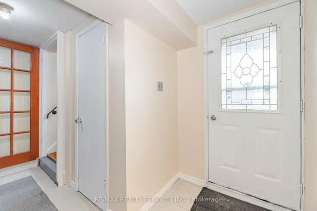 Additional property image - 3779 Keenan Cres