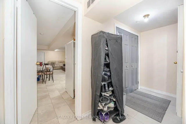 Additional property image - 3779 Keenan Cres