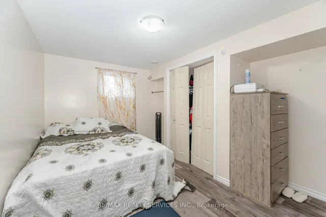 Additional property image - 3779 Keenan Cres