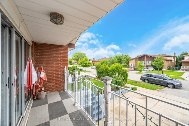 Additional property image - 3779 Keenan Cres