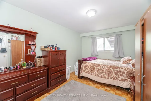 Additional property image - 3779 Keenan Cres