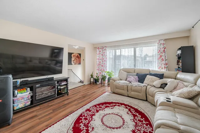 Additional property image - 3779 Keenan Cres