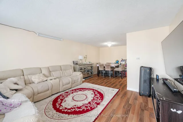 Additional property image - 3779 Keenan Cres