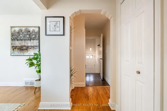 Additional property image - 2305 Wagner Cres