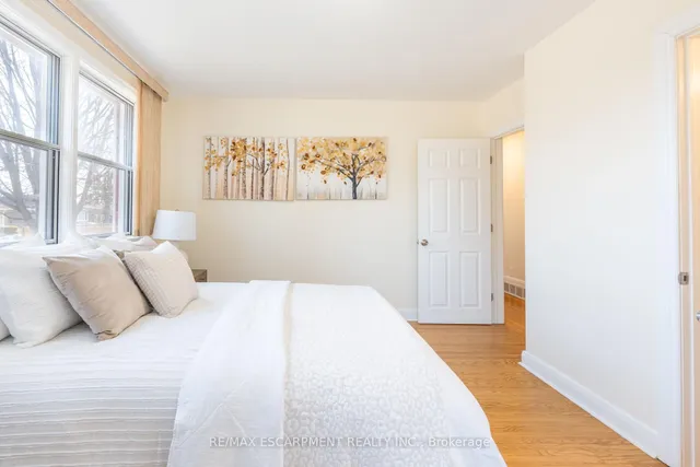 Additional property image - 2305 Wagner Cres