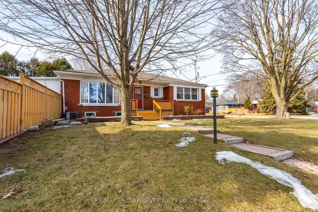 Additional property image - 2305 Wagner Cres