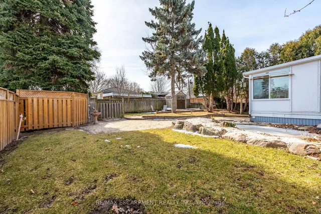 Additional property image - 2305 Wagner Cres