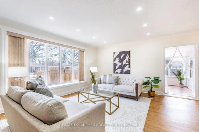 Additional property image - 2305 Wagner Cres