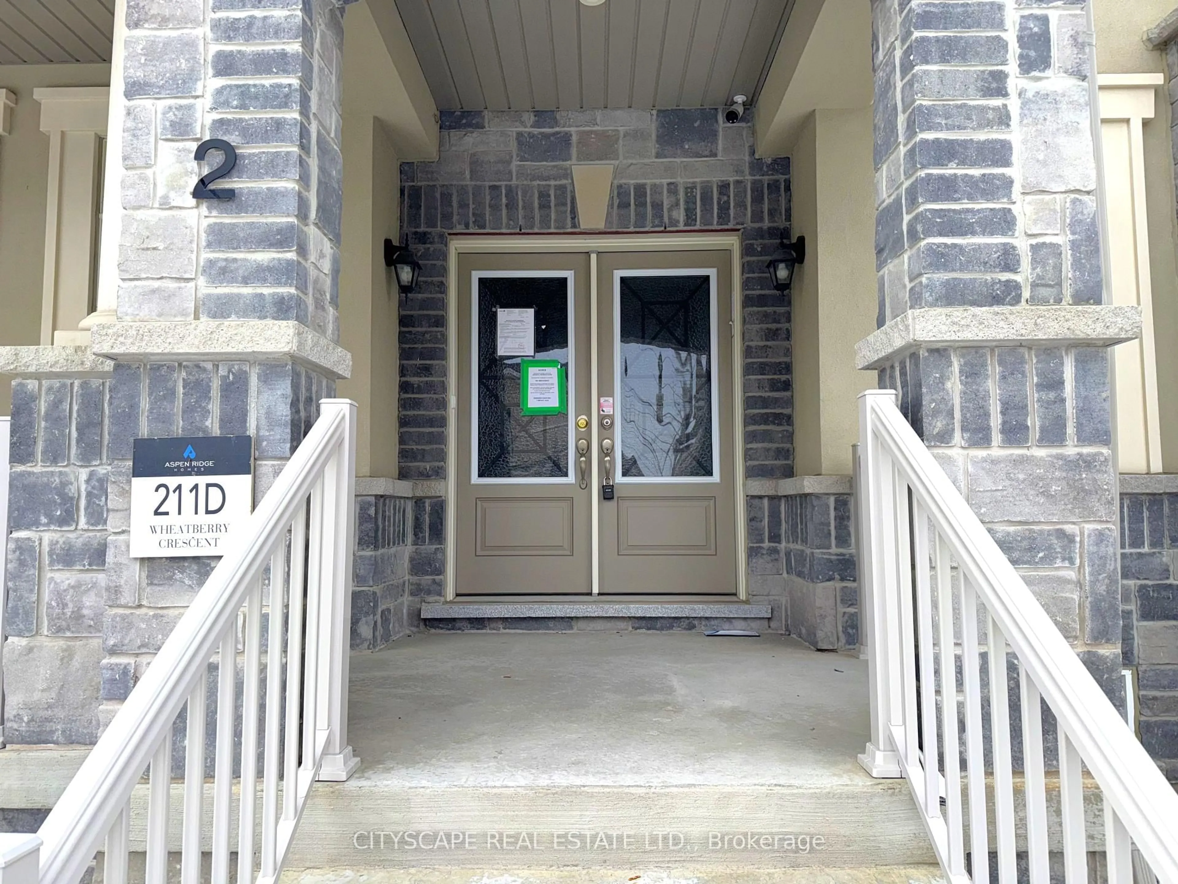 Indoor entryway for 2 Wheatberry Cres, Brampton Ontario L6R 4A1