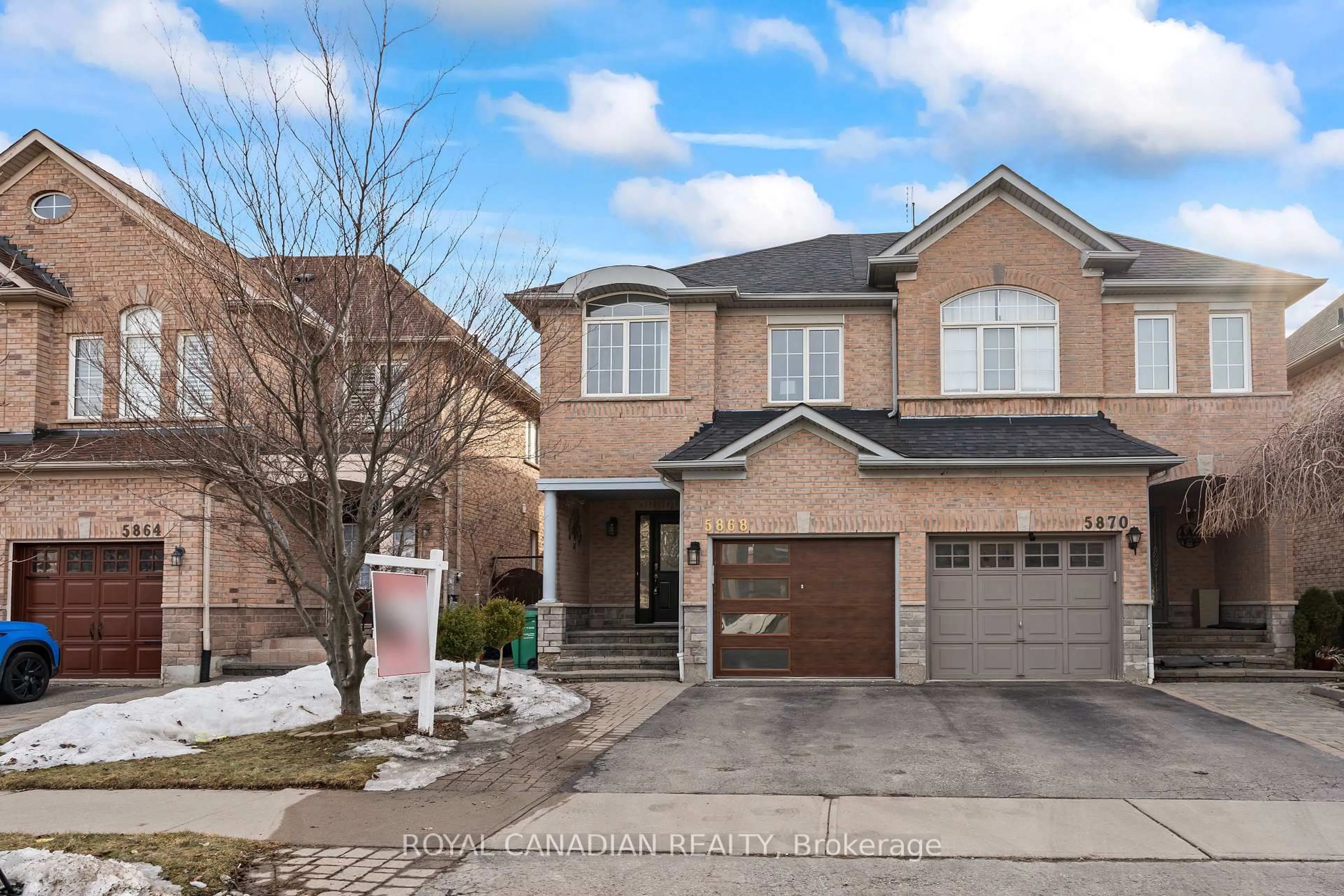 Home with brick exterior material, street for 5868 Raftsman Cove N/A, Mississauga Ontario L5M 6P2