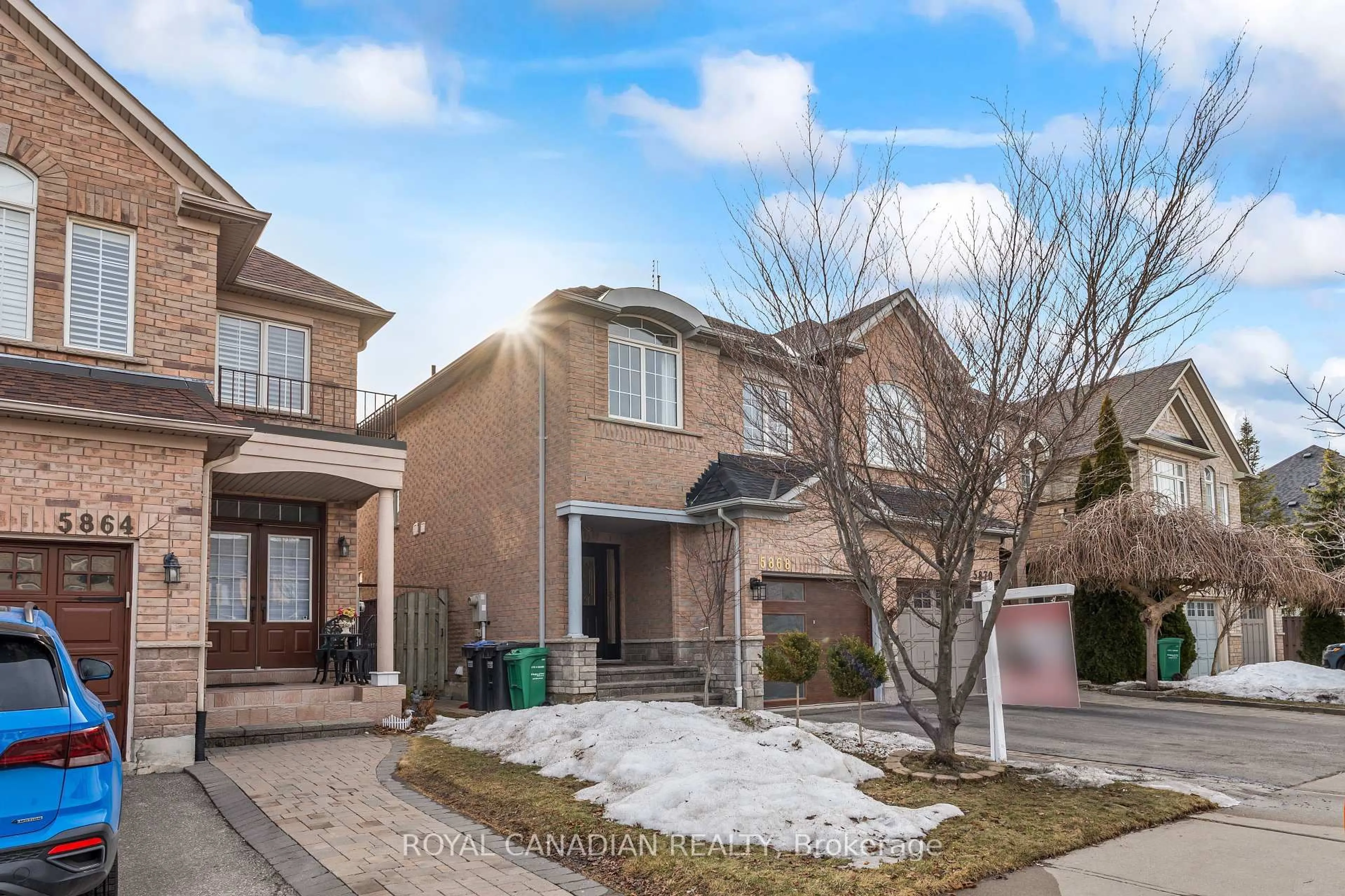 Home with brick exterior material, street for 5868 Raftsman Cove N/A, Mississauga Ontario L5M 6P2