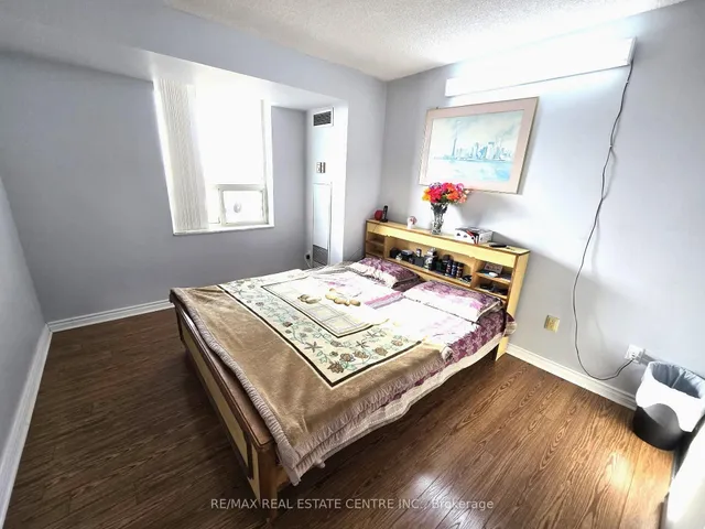 Additional property image - 30 Malta Ave Unit 303