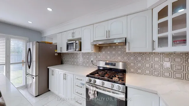 Additional property image - 2 Clovercrest Dr