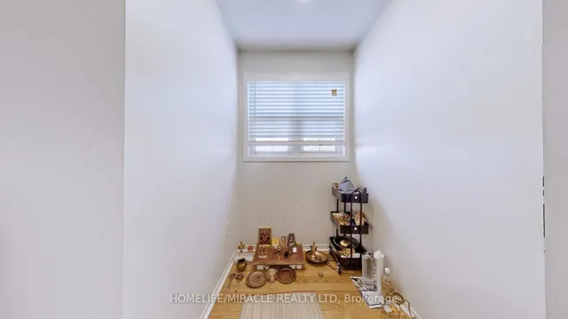 Additional property image - 2 Clovercrest Dr