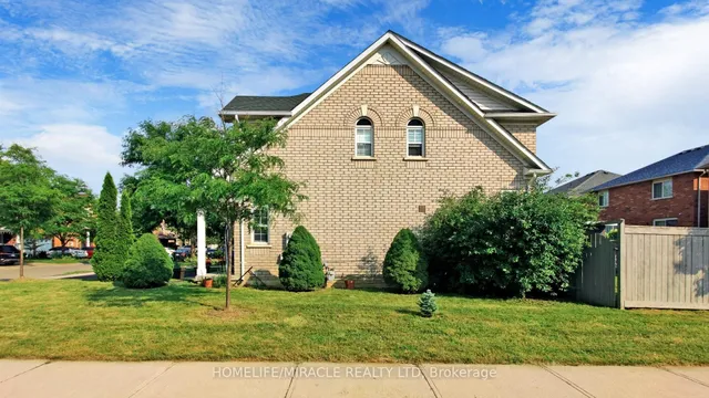 Additional property image - 2 Clovercrest Dr