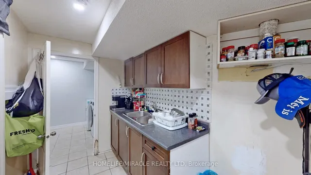 Additional property image - 2 Clovercrest Dr