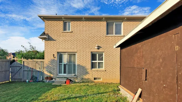 Additional property image - 2 Clovercrest Dr