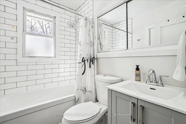 Additional property image - 2285 Sunnydale Dr