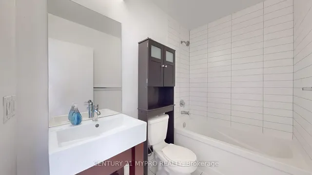 Additional property image - 840 Queens Plate Dr Unit 1003