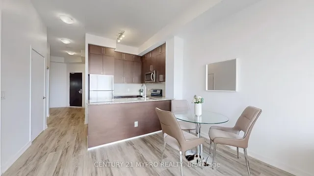 Additional property image - 840 Queens Plate Dr Unit 1003